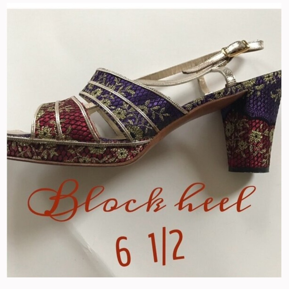Saks Fifth Avenue Gold and Red Heels 6.5
